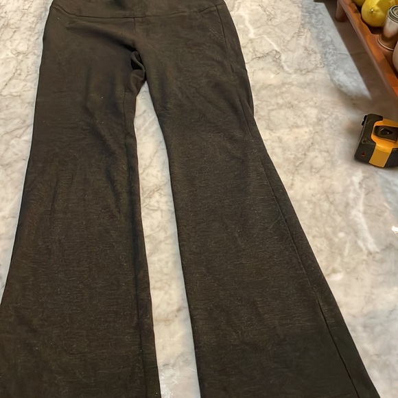CAbi charcoal grey dress pants - Size 2 - Picture 2 of 10